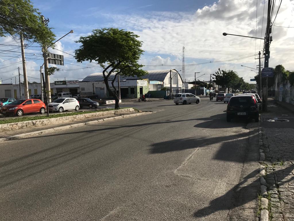 Requalificação do eixo Norte chega à Simeão Sobral e avenida ficará em meia pista - SMTT Aracaju